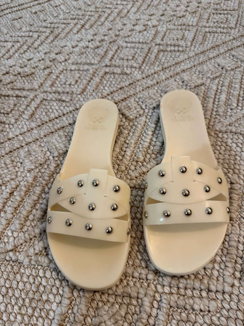 Vince Camuto Emelon Jelly Sandal